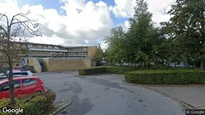 Lejligheder til leje i Frederikssund - Foto fra Google Street View Lejligheder til leje i Frederikssund - Foto fra Google Street View