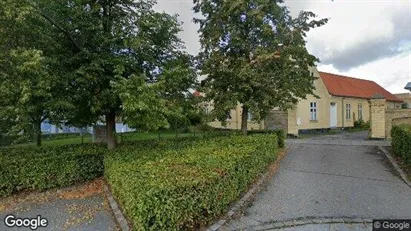 Lejligheder til leje i Frederikssund - Foto fra Google Street View Lejligheder til leje i Frederikssund - Foto fra Google Street View