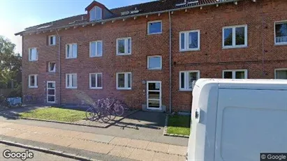 Lejligheder til leje i Brønshøj - Foto fra Google Street View Lejligheder til leje i Brønshøj - Foto fra Google Street View
